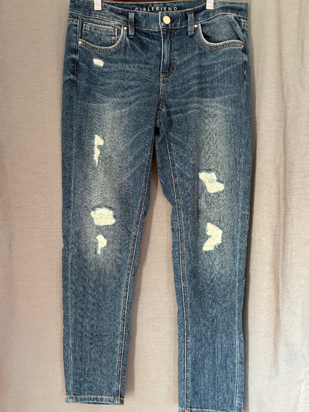 White House Black Market Size 6 Distressed Ripped Girlfriend Jeans Medium Wash